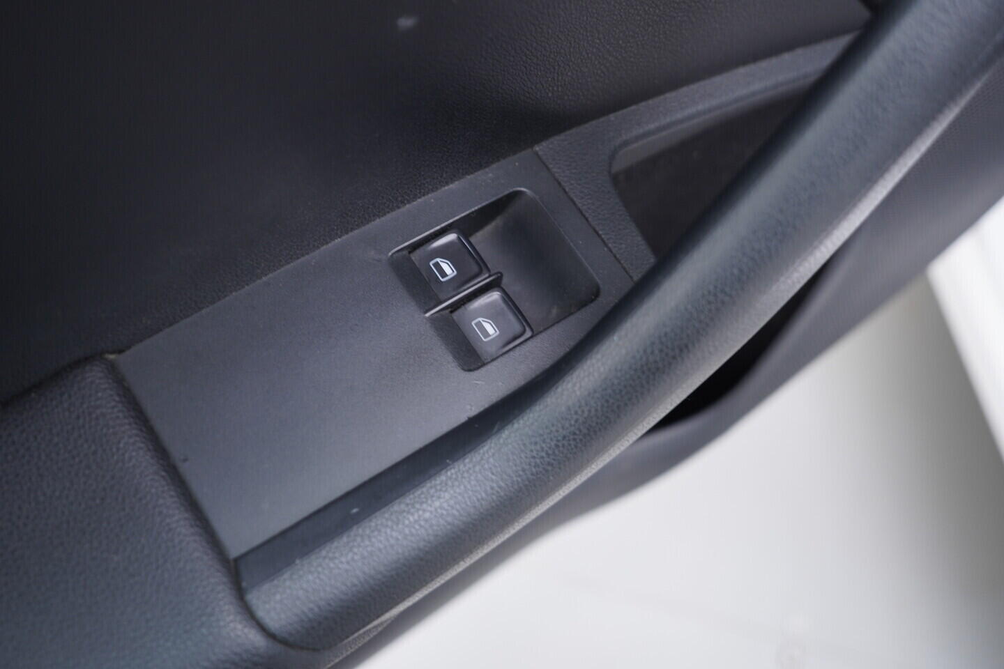 OM190V02806_20.webp_OCTAVIA Ambition 1.4 TSI CNG 81 kW manuál, DPH