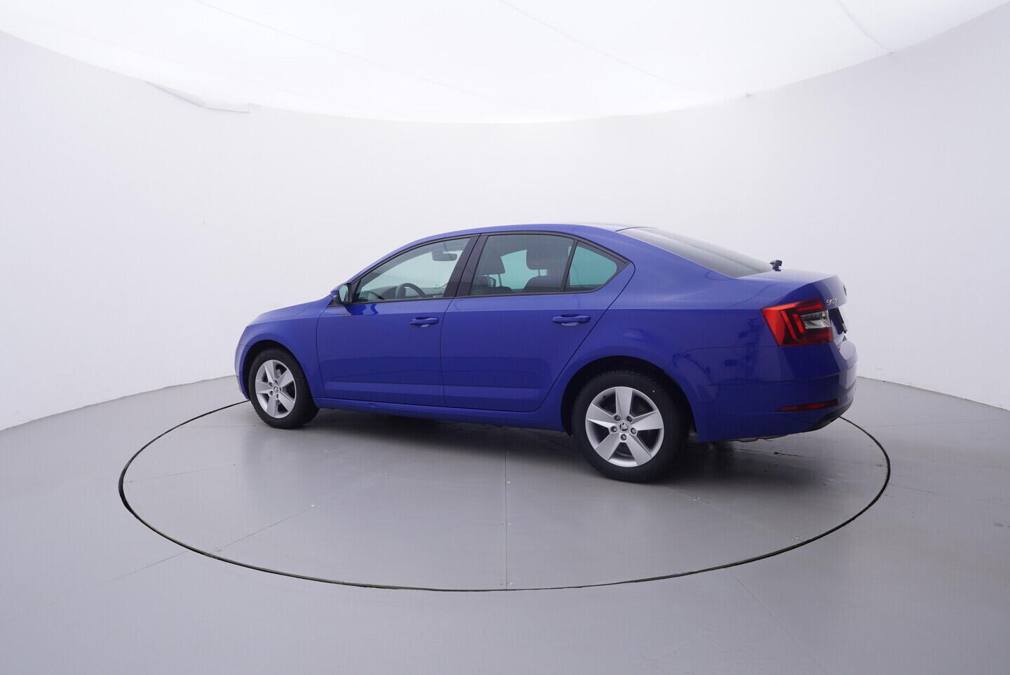 OM190V02808_12.webp_OCTAVIA Ambition Plus 2.0 TDI 110 kW automat, DPH