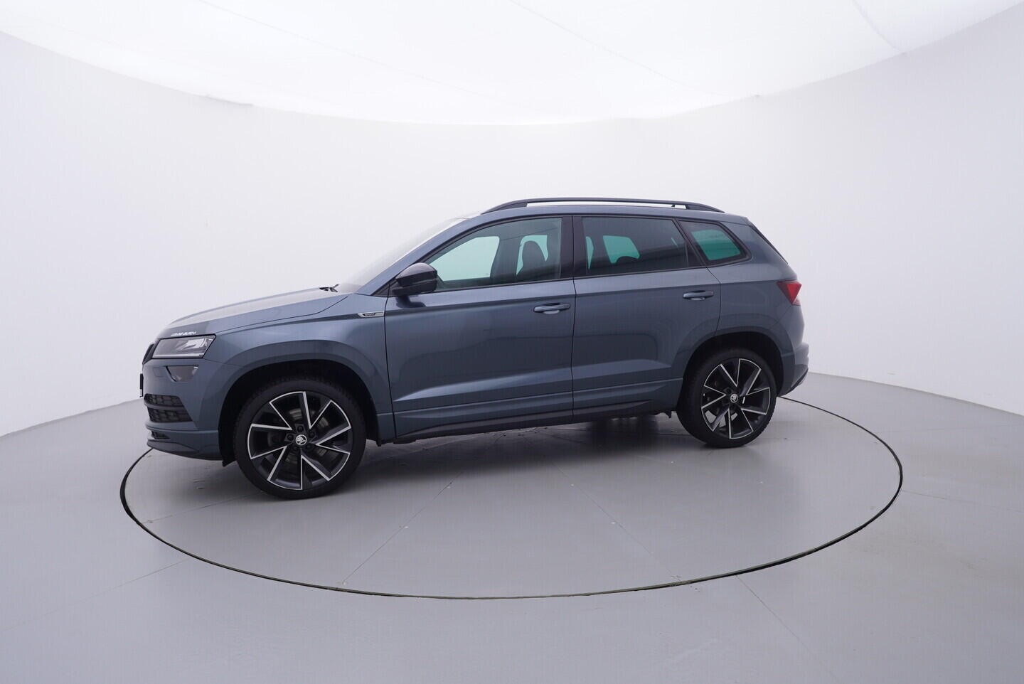 OM190V02810_11.webp_KAROQ SportLine 1.5 TSI 110 kW automat