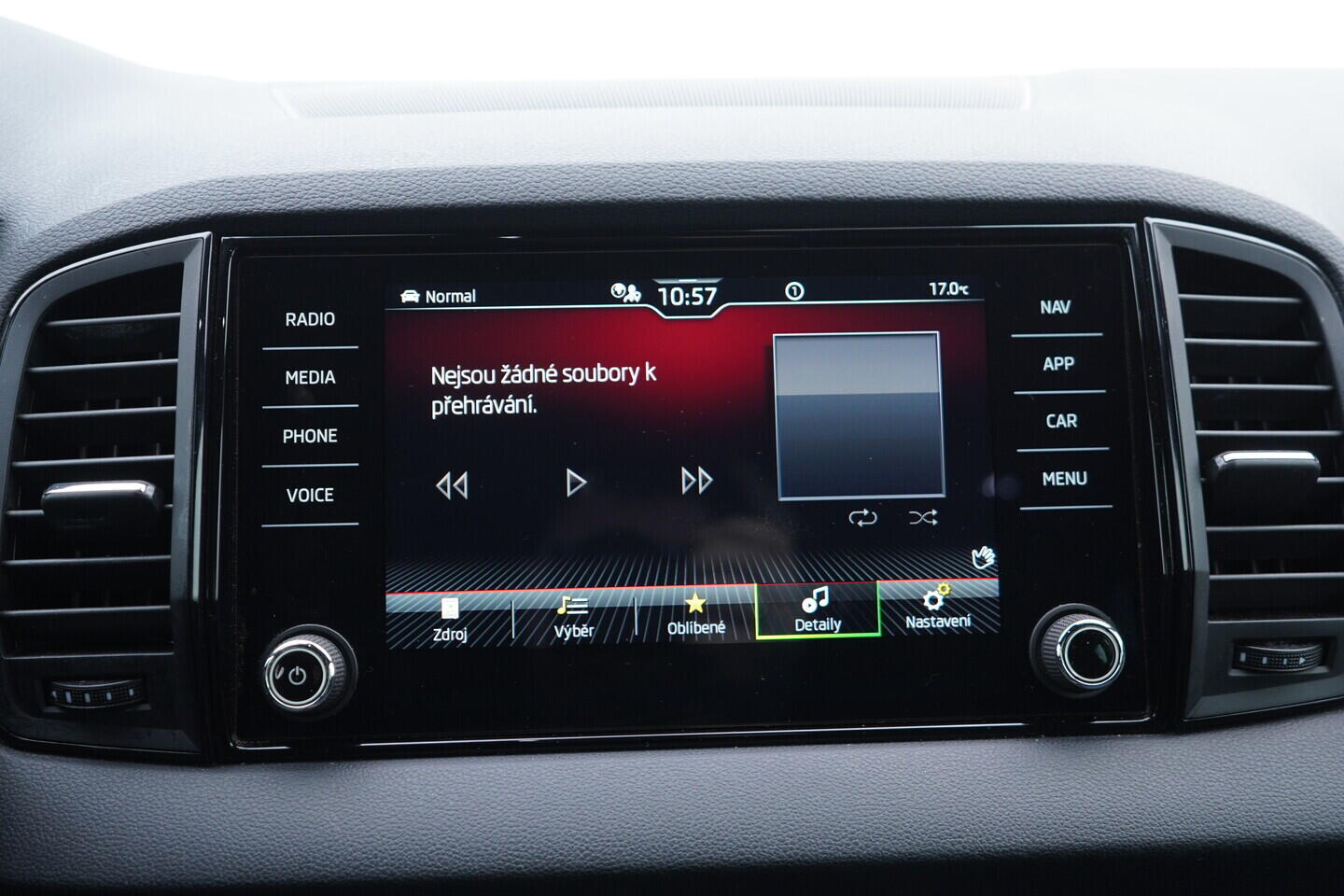 OM190V02810_30.webp_KAROQ SportLine 1.5 TSI 110 kW automat
