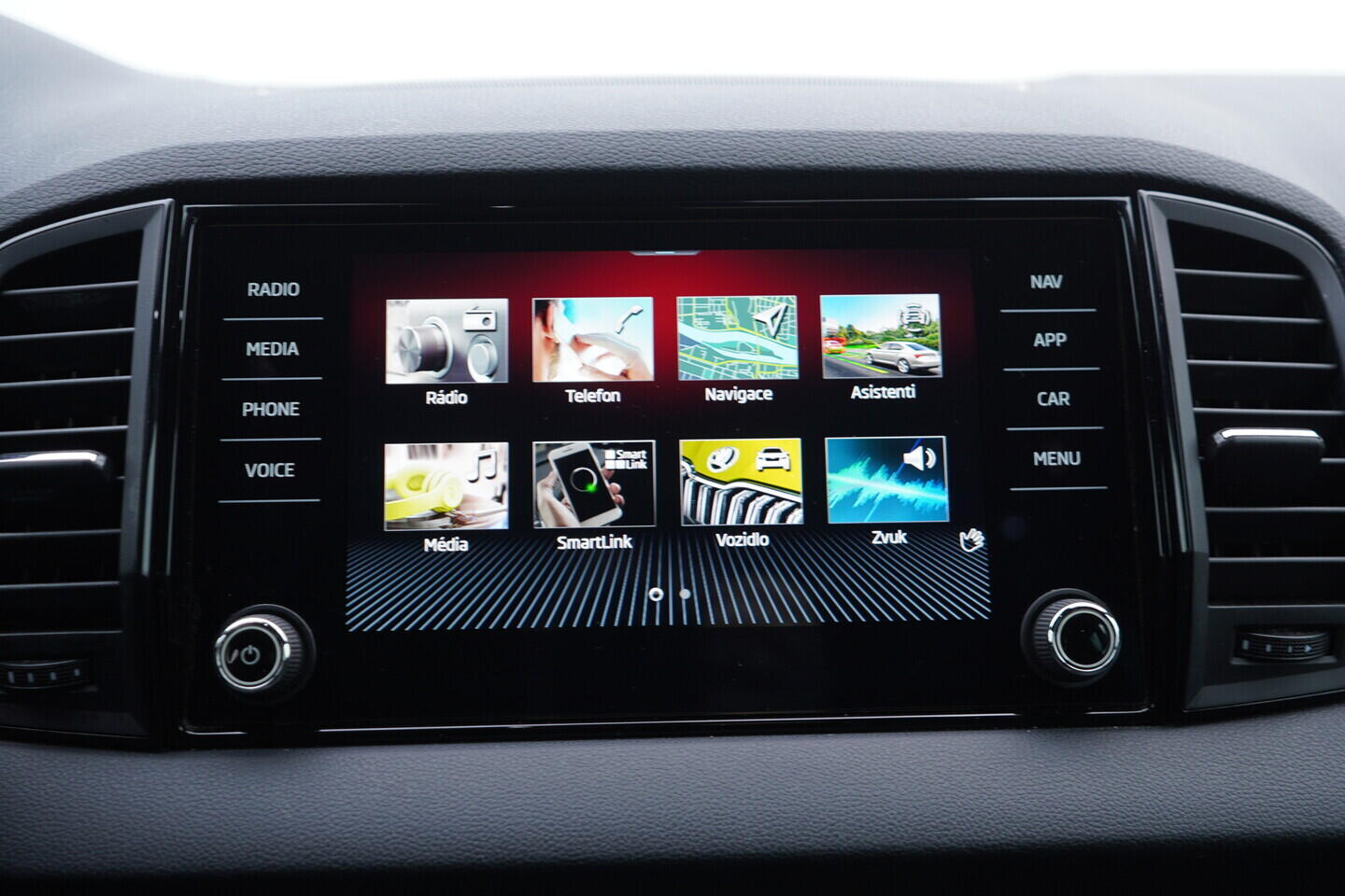 OM190V02810_31.webp_KAROQ SportLine 1.5 TSI 110 kW automat