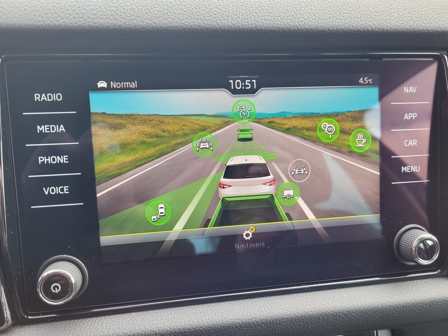 OM190V02811_25.webp_KODIAQ L&K 2.0 TSI 140 kW automat