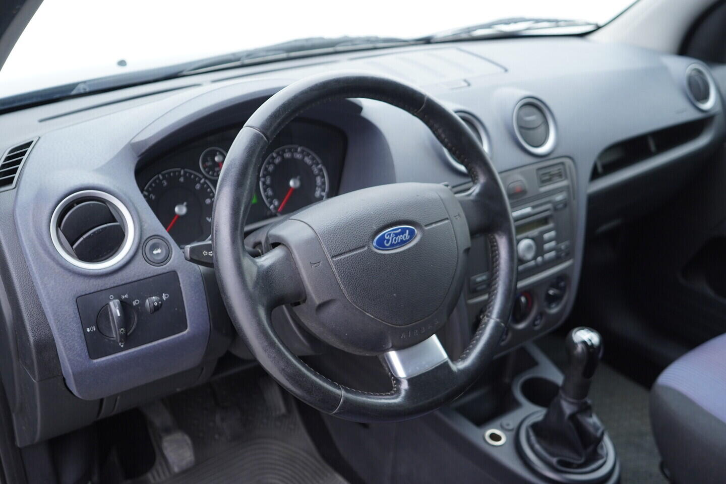 OM190V02819_21.webp_FUSION  1.4 DURAtec 59 kW manuál