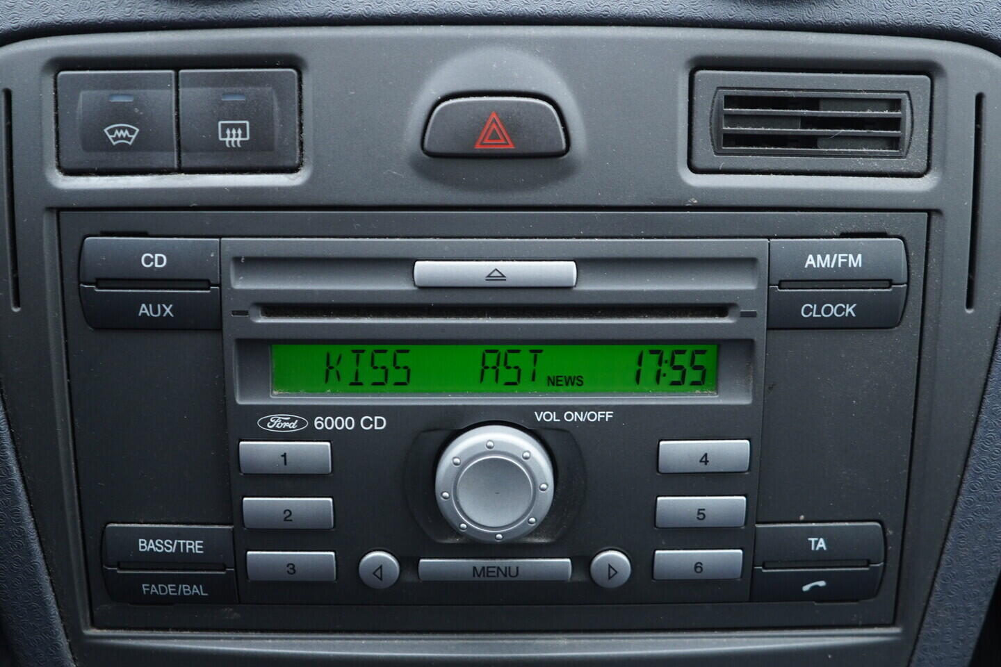 OM190V02819_27.webp_FUSION  1.4 DURAtec 59 kW manuál