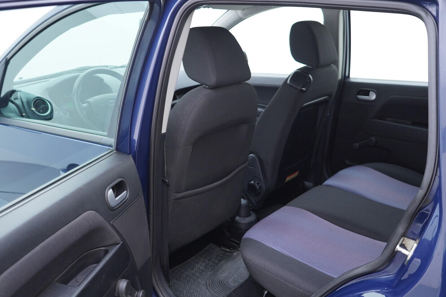 OM190V02819_30.webp_FUSION  1.4 DURAtec 59 kW manuál