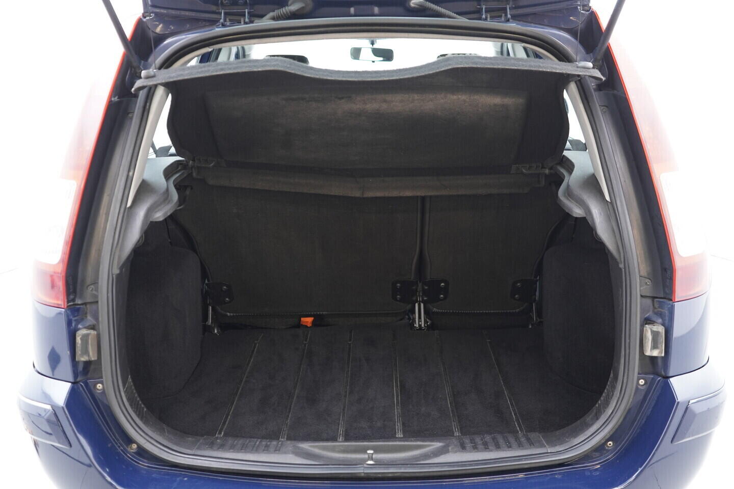 OM190V02819_32.webp_FUSION  1.4 DURAtec 59 kW manuál