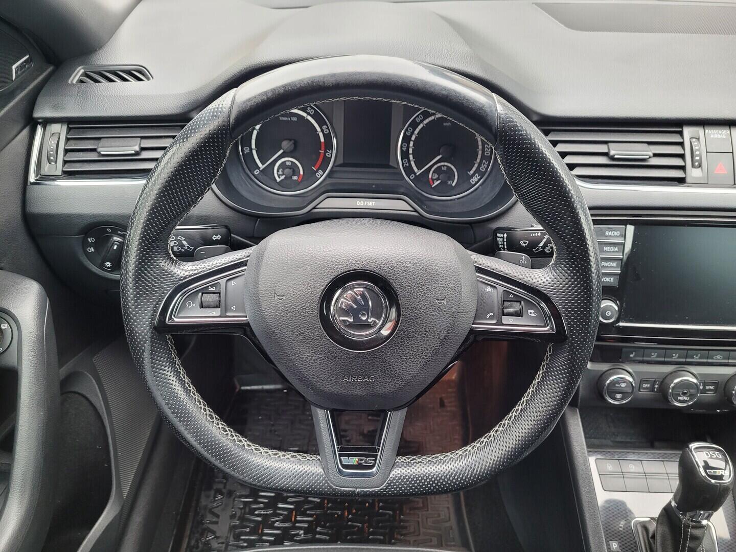 OM190V02823_23.webp_OCTAVIA RS 2.0 TSI 162 kW automat