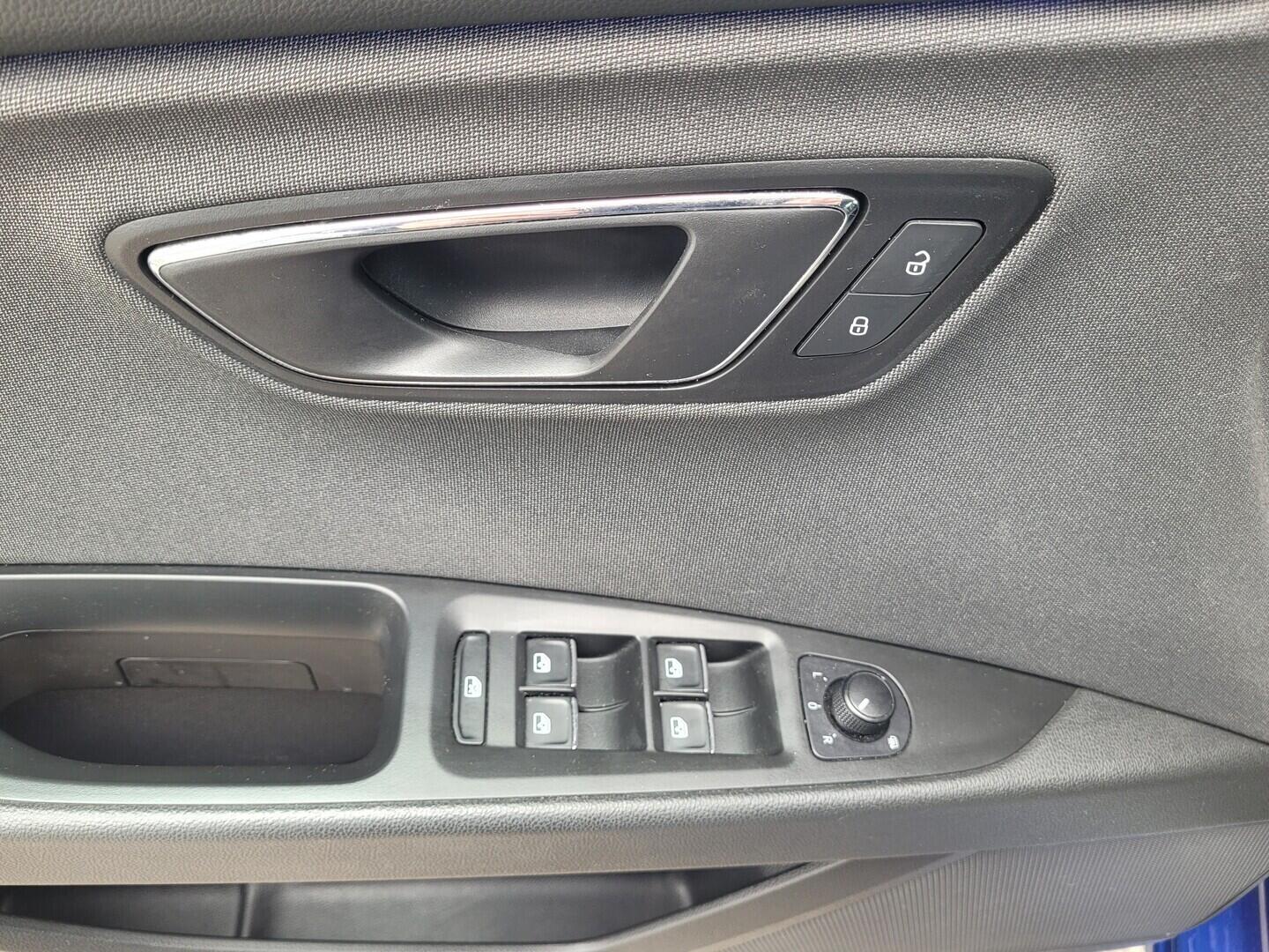 OM190V02827_21.webp_LEON Xcellence 1.5 TSI CNG 96 kW automat