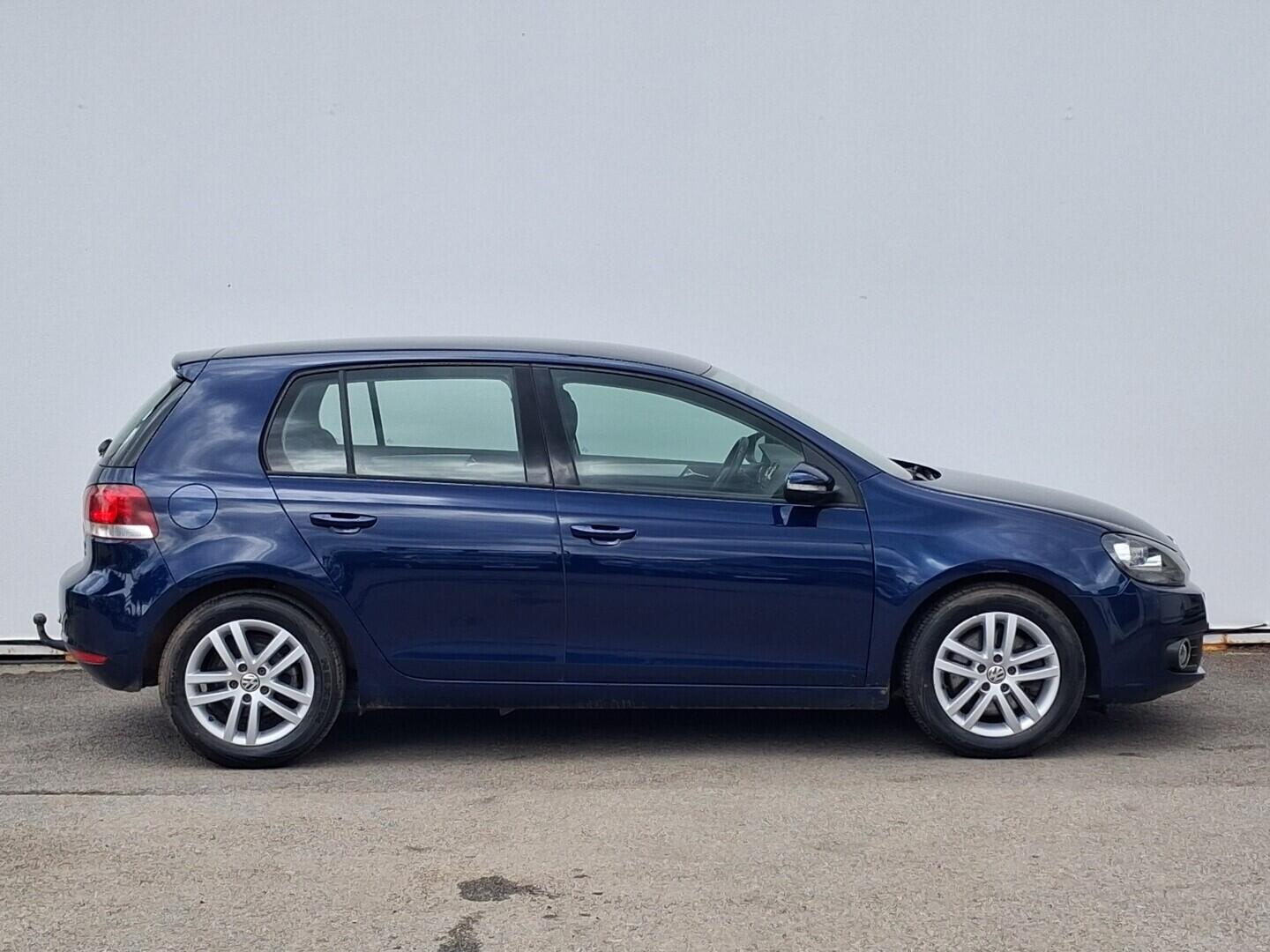OM190V02831_16.webp_GOLF Highline 2.0 TDI 103 kW manuál