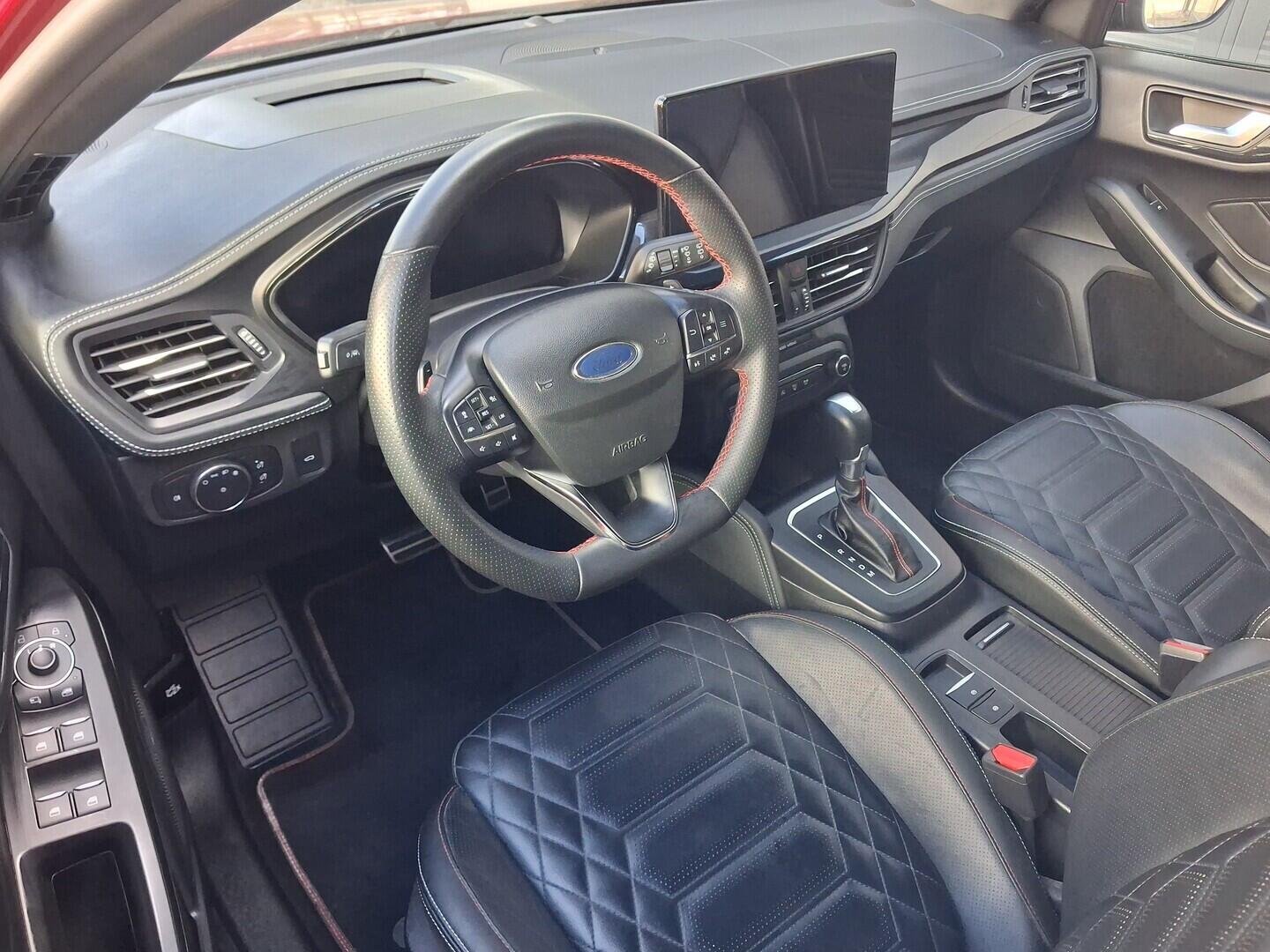 OM190V02834_19.webp_FOCUS ST-Line 1.0 EcoBoost 114 kW automat