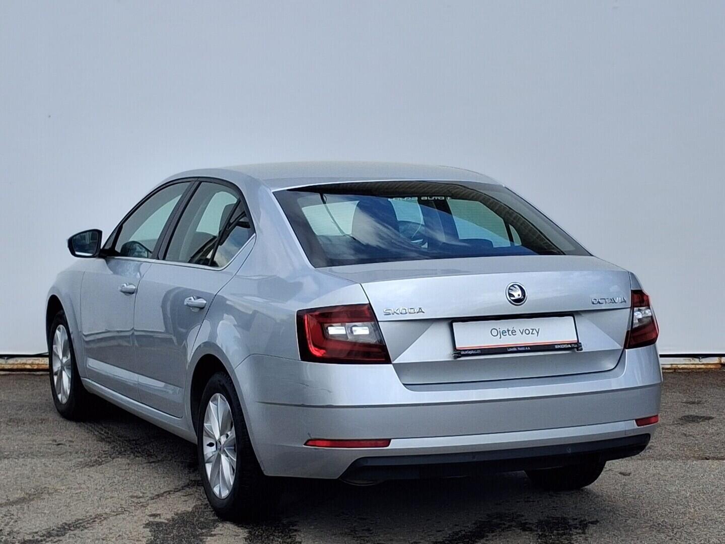 OM190V02836_15.webp_OCTAVIA Style 2.0 TDI 110 kW manuál