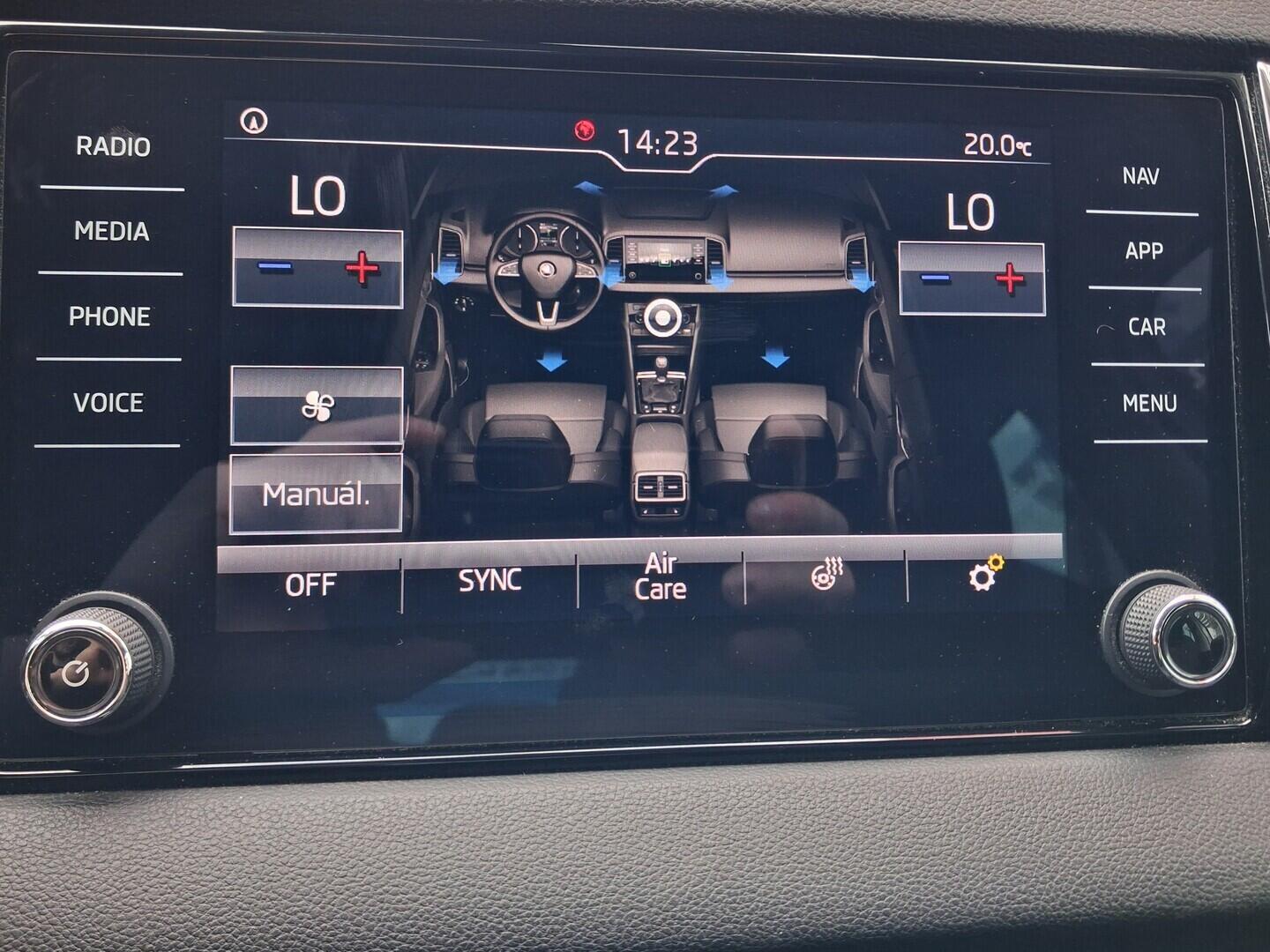 OM190V02849_26.webp_KAROQ Style 1.6 TDI 85 kW automat