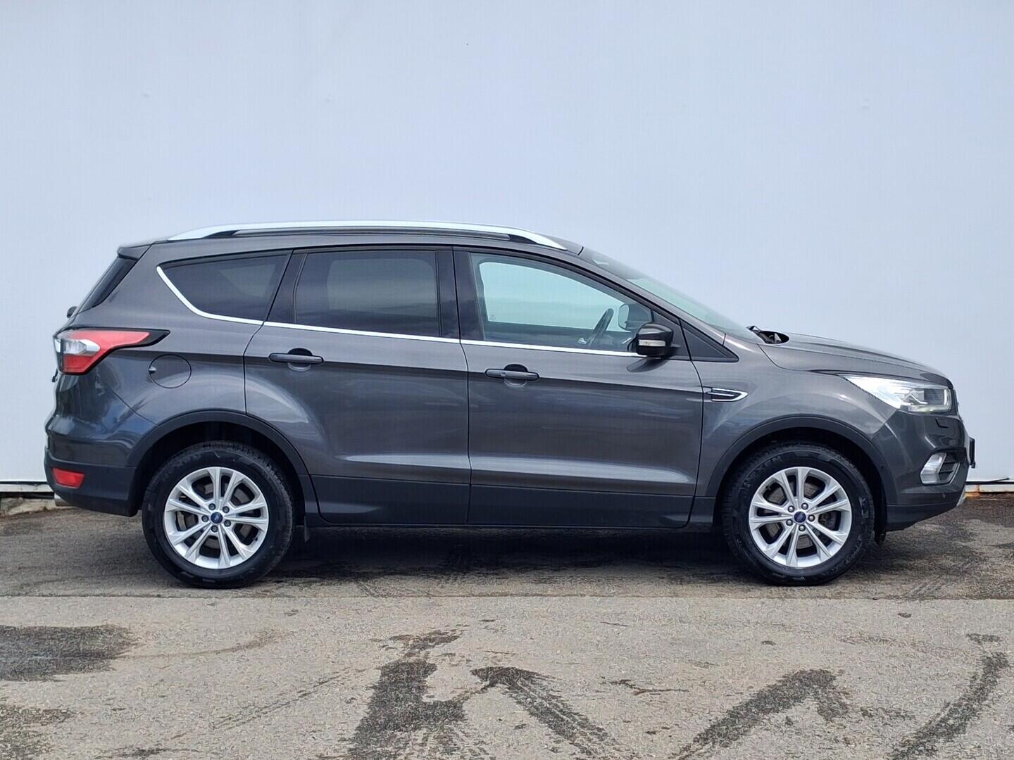 OM190V02856_16.webp_KUGA Titanium 2.0 2.0 Duratorq 110 kW manuál
