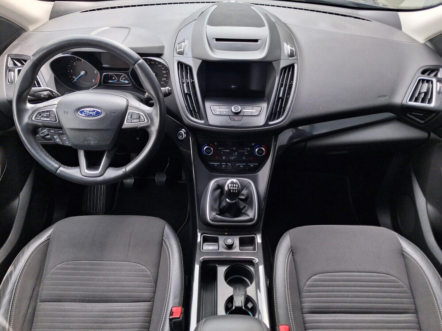 OM190V02856_18.webp_KUGA Titanium 2.0 2.0 Duratorq 110 kW manuál