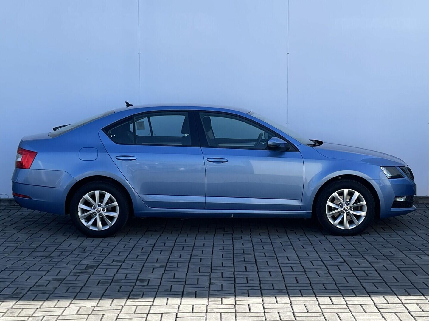 OM190V02858_16.webp_OCTAVIA  1.4 TSI 110 kW manuál