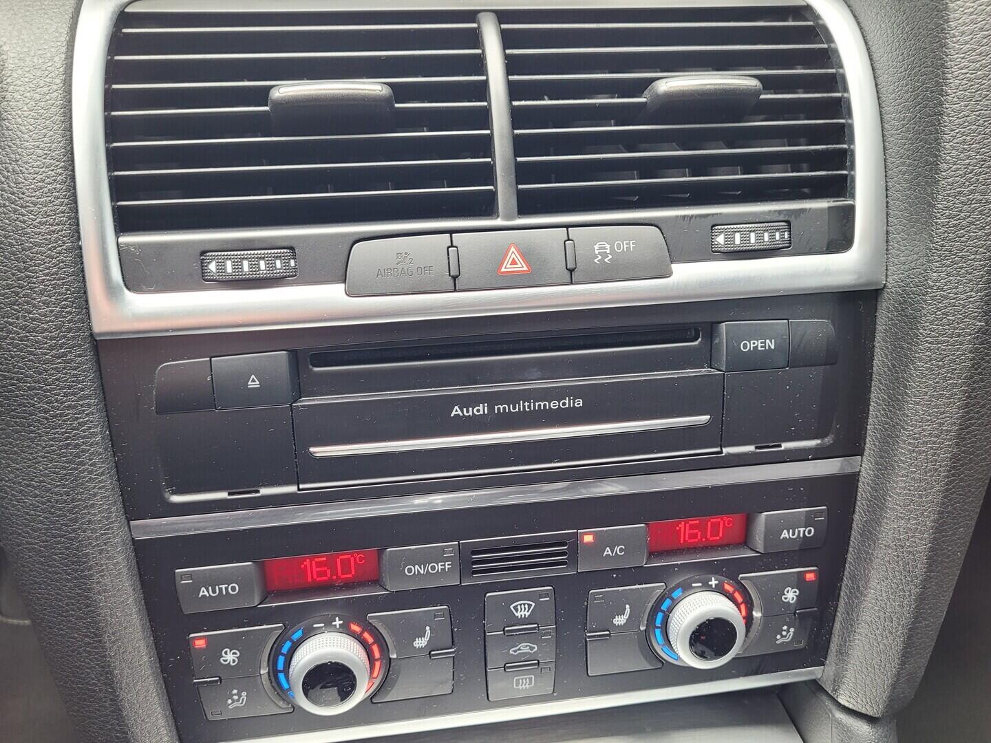 OM190V02867_28.webp_Q7 S-Line 3.0 TDI 180 kW automat