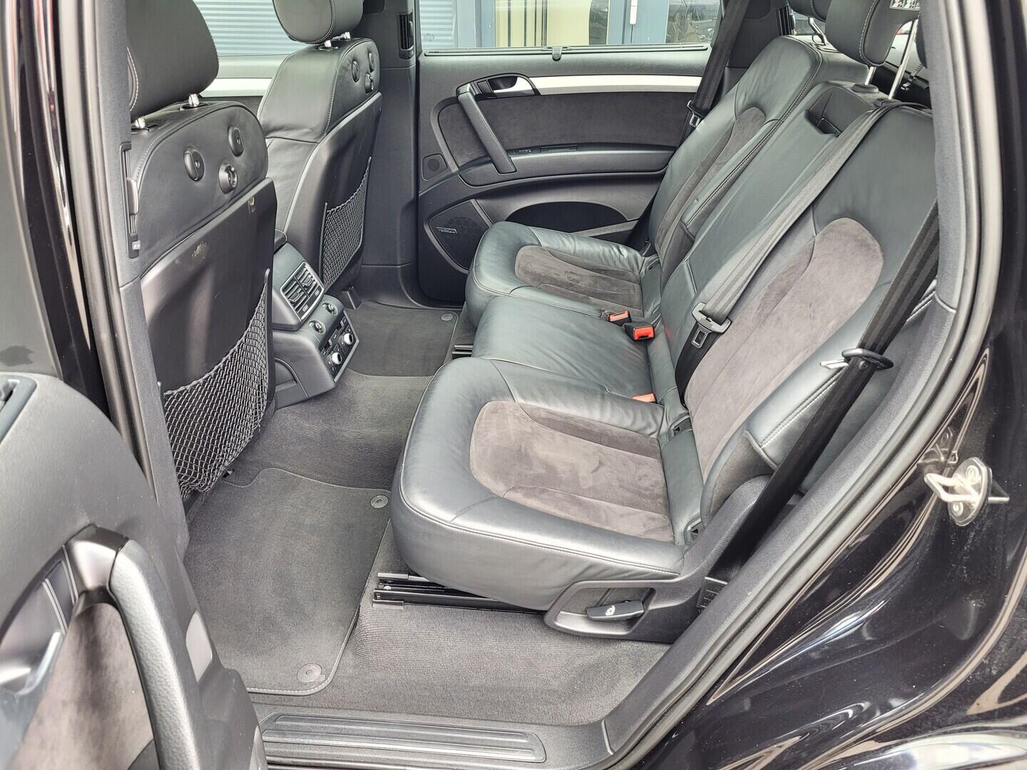 OM190V02867_30.webp_Q7 S-Line 3.0 TDI 180 kW automat