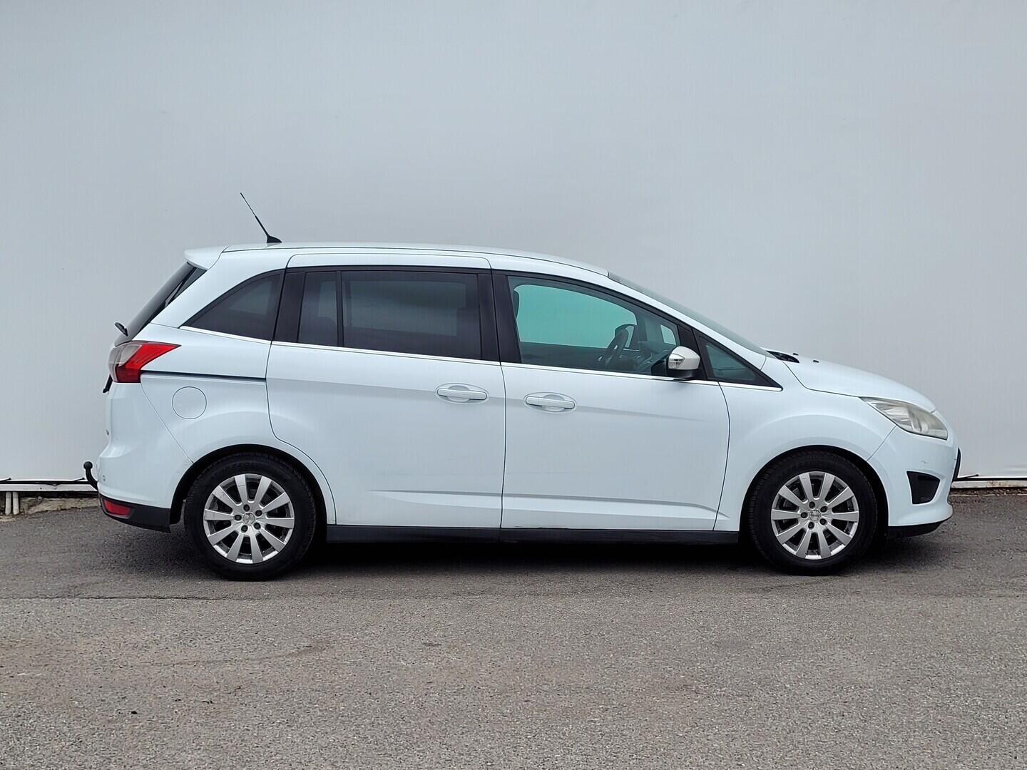 OM190V02876_16.webp_GRAND C-MAX Trend 1.6 TDCi 85 kW manuál