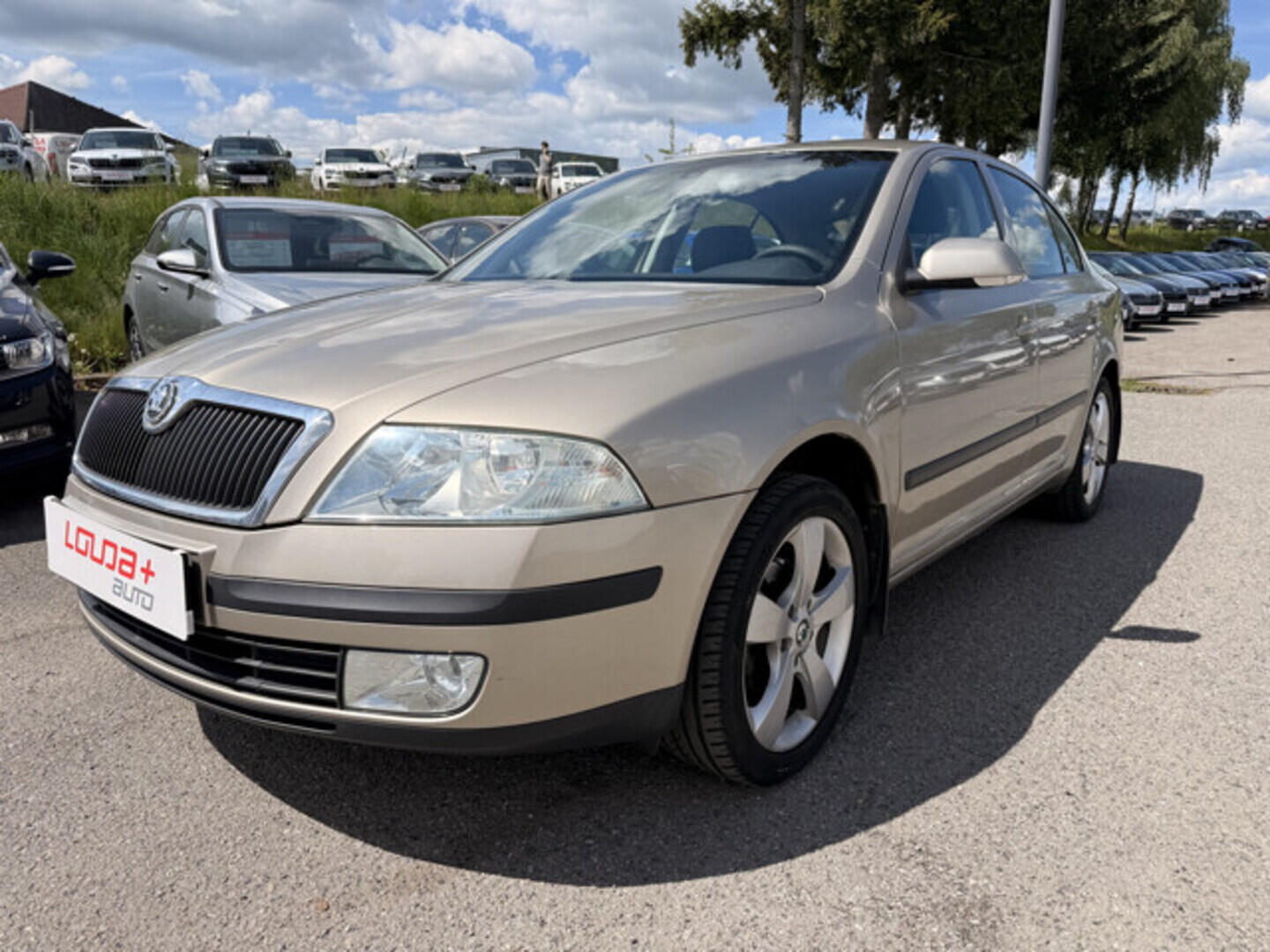 OM190V02899_10.webp_OCTAVIA Elegance 1.6 TSI 75 kW manuál