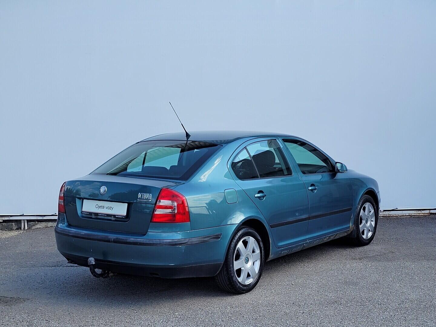 OM190V02902_11.webp_OCTAVIA Ambiente 1.9 TDI 77 kW manuál