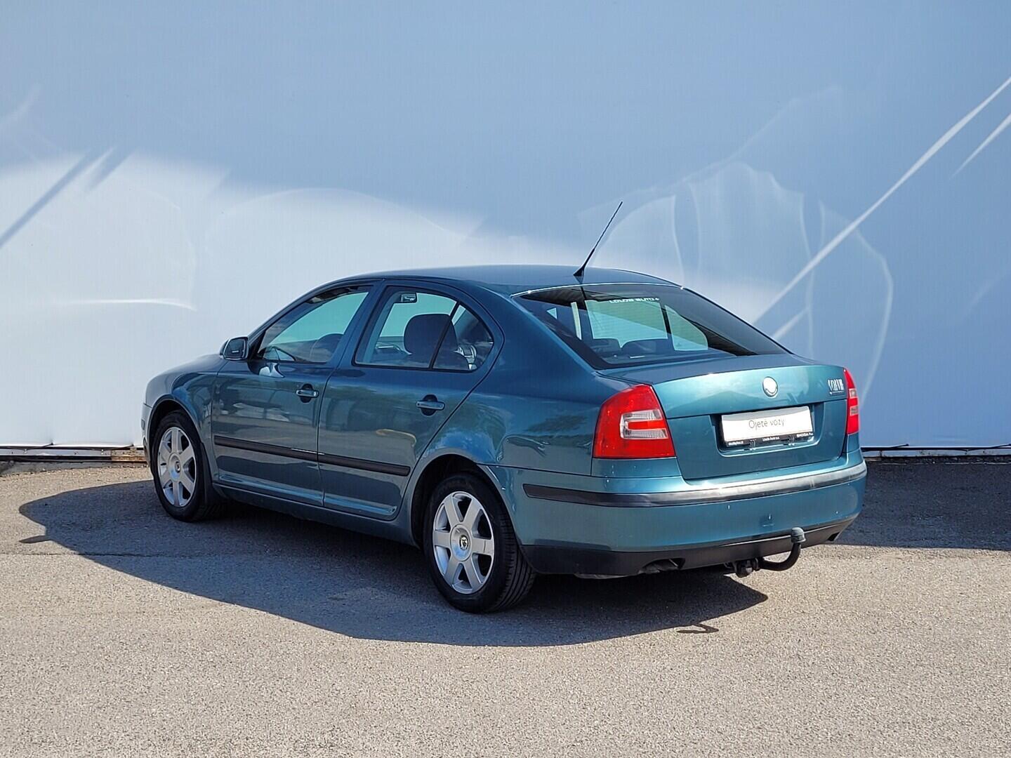 OM190V02902_15.webp_OCTAVIA Ambiente 1.9 TDI 77 kW manuál