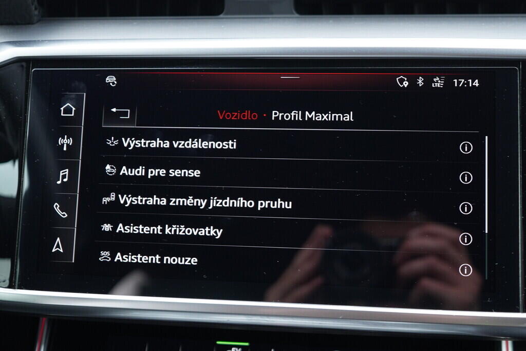 OV190K00045_34.webp_A6 S-Line 2.0  220 kW automat