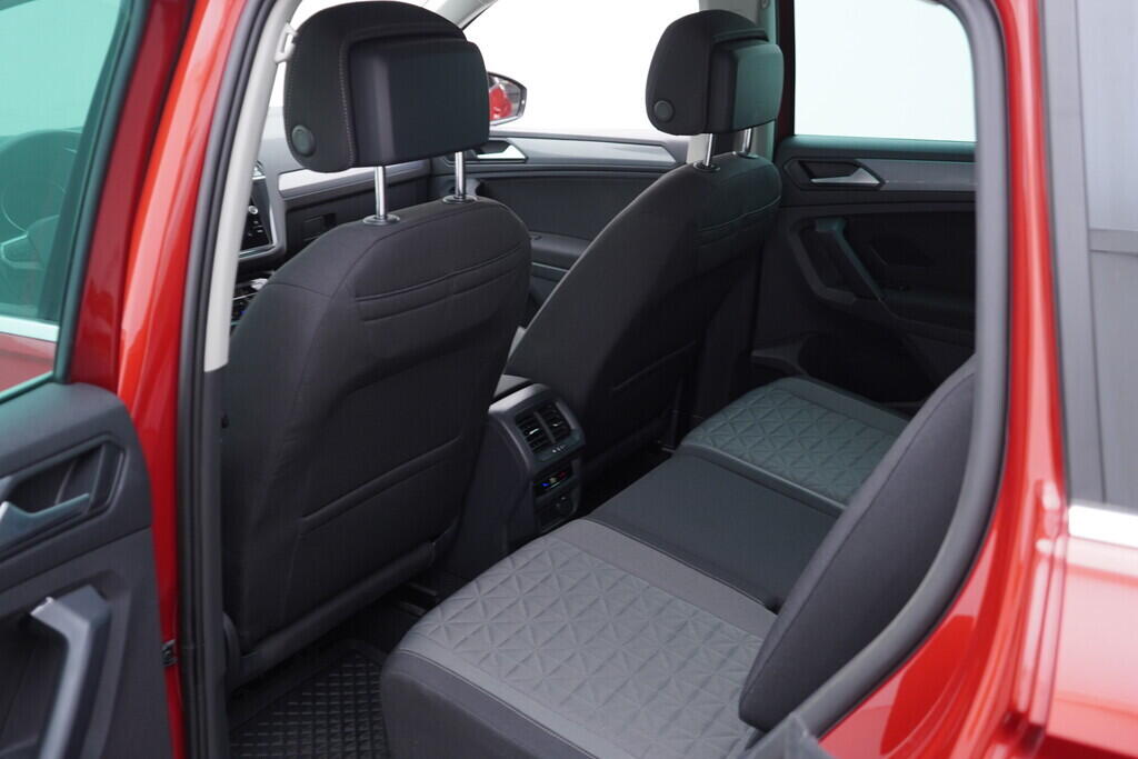 OV190K00047_36.webp_TIGUAN  1.5 TSI 110 kW manuál
