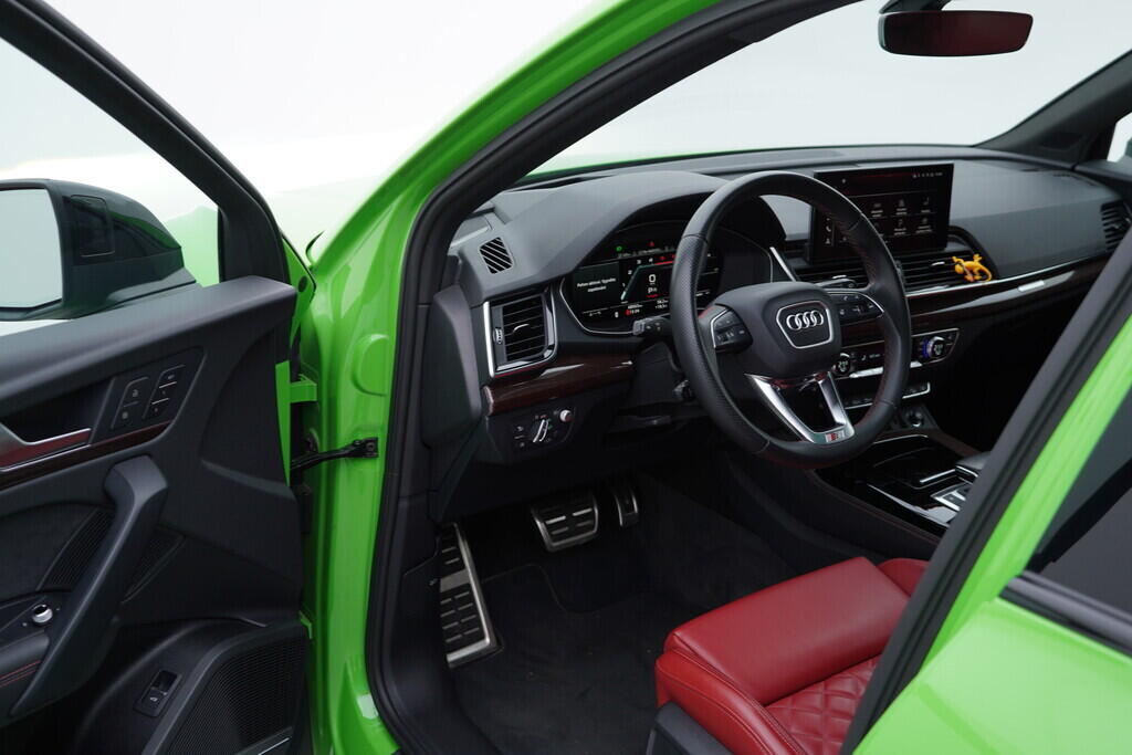 OV190K00048_18.webp_SQ5 Exclusive 3.0 TDI 251 kW automat, DPH