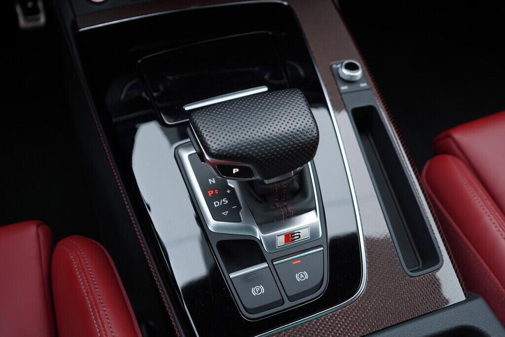 OV190K00048_39.webp_SQ5 Exclusive 3.0 TDI 251 kW automat, DPH