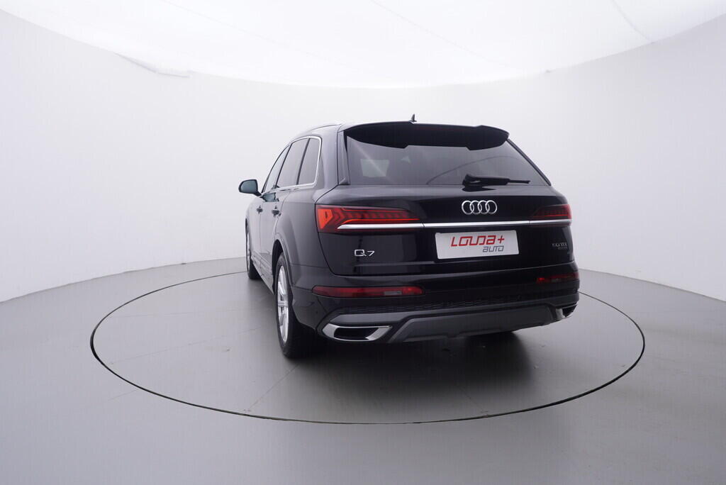 OV190K00051_13.webp_Q7 S-line 3.0 TDI 210 kW automat