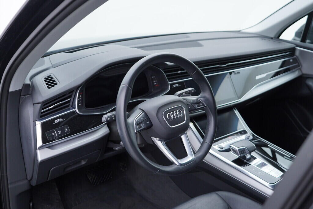 OV190K00051_22.webp_Q7 S-line 3.0 TDI 210 kW automat