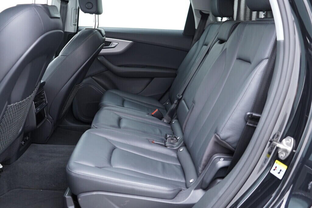 OV190K00051_38.webp_Q7 S-line 3.0 TDI 210 kW automat