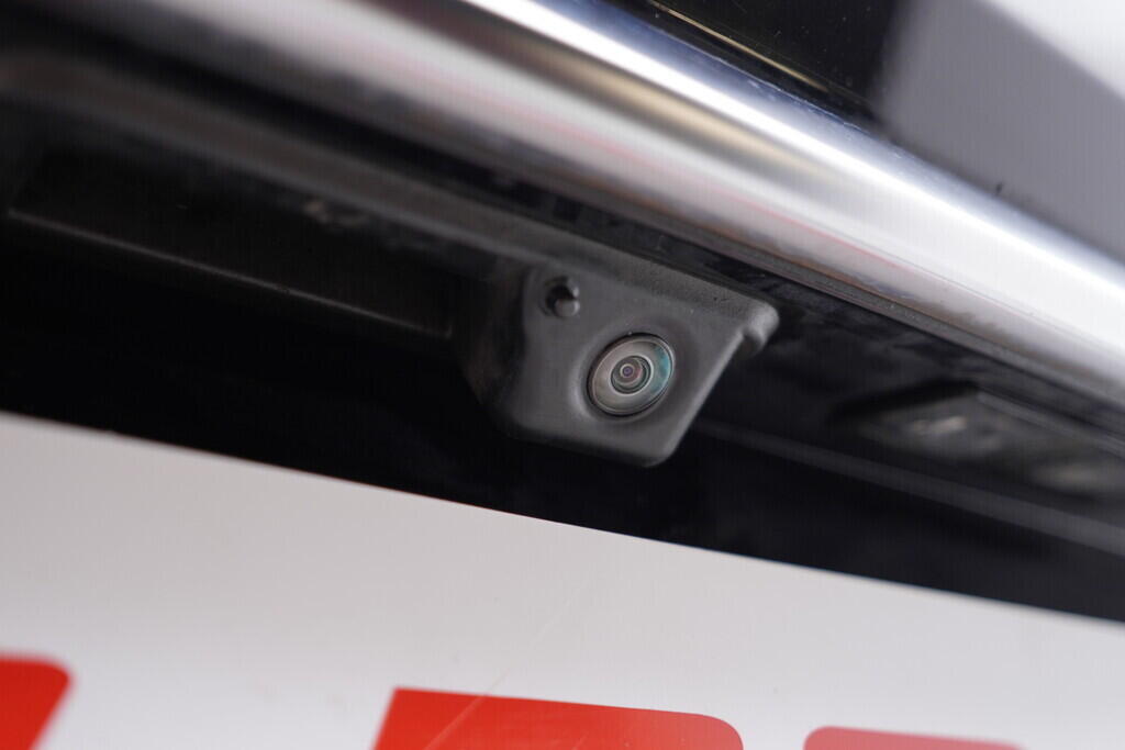 OV190K00051_45.webp_Q7 S-line 3.0 TDI 210 kW automat