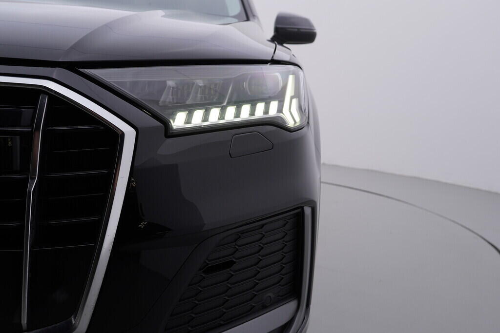 OV190K00051_46.webp_Q7 S-line 3.0 TDI 210 kW automat