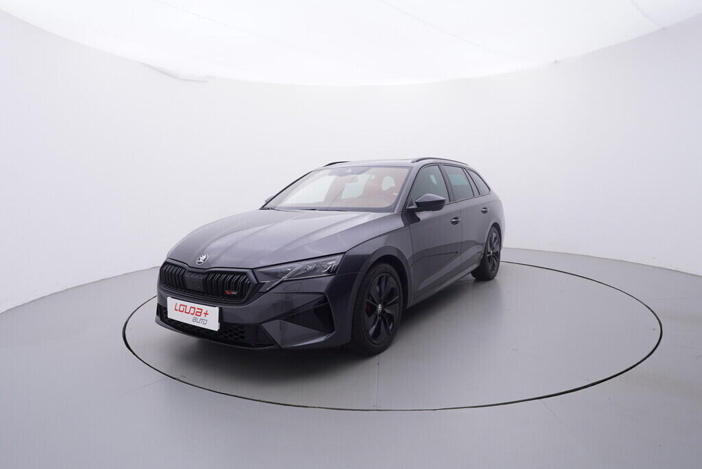 OV190K00052_10.webp_OCTAVIA RS 2.0 TSI 195 kW automat, DPH