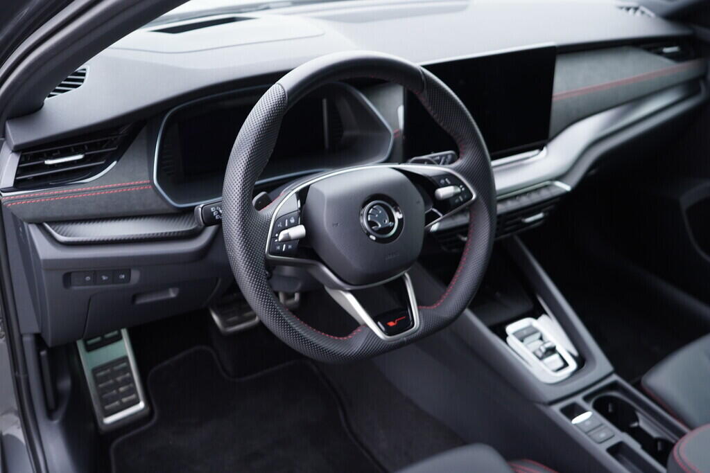 OV190K00052_23.webp_OCTAVIA RS 2.0 TSI 195 kW automat, DPH