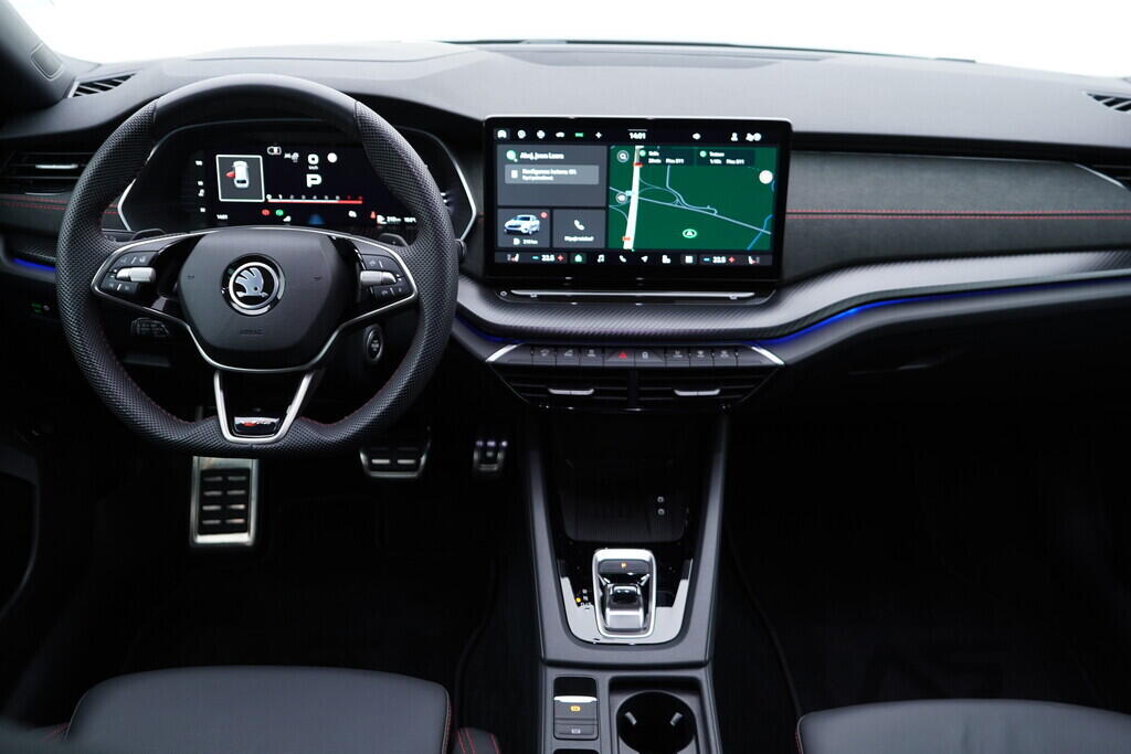 OV190K00052_29.webp_OCTAVIA RS 2.0 TSI 195 kW automat, DPH