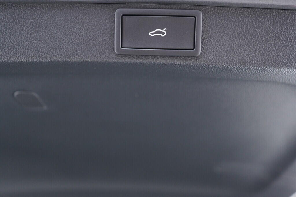 OV190K00052_41.webp_OCTAVIA RS 2.0 TSI 195 kW automat, DPH