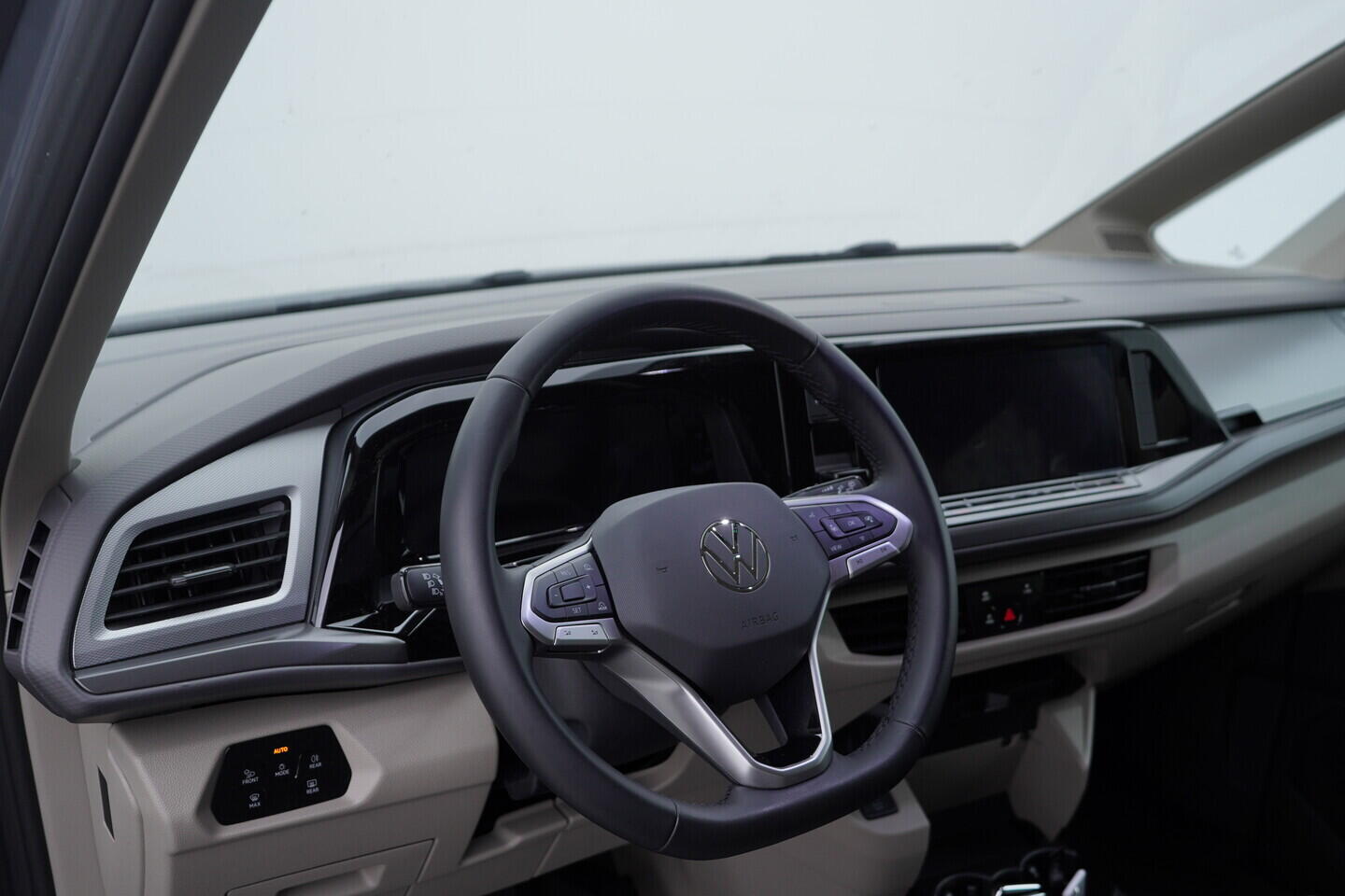 OV190K00053_23.webp_MULTIVAN Life Bulli 2.0 TDI 110 kW automat, DPH