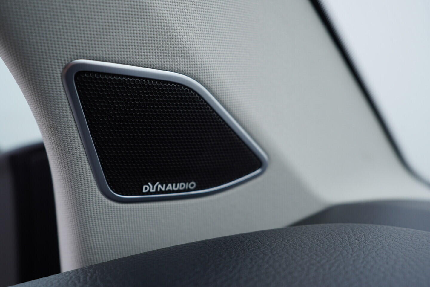 OV190K00057_21.webp_MULTIVAN  2.0 TDI 146 kW automat, DPH