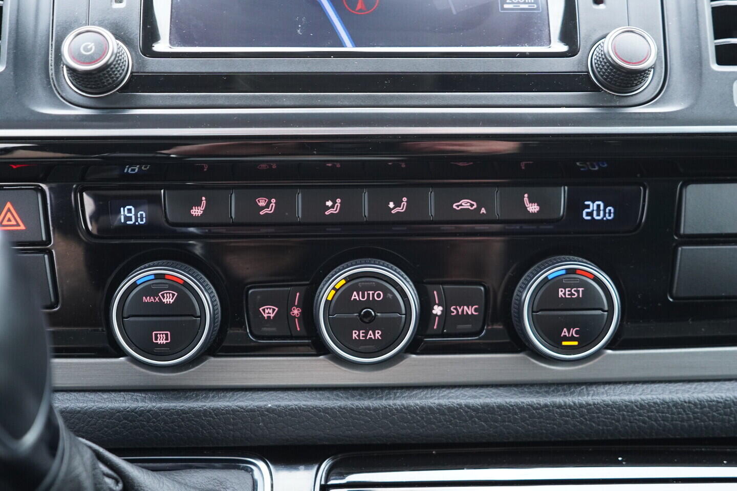 OV190K00057_31.webp_MULTIVAN  2.0 TDI 146 kW automat, DPH