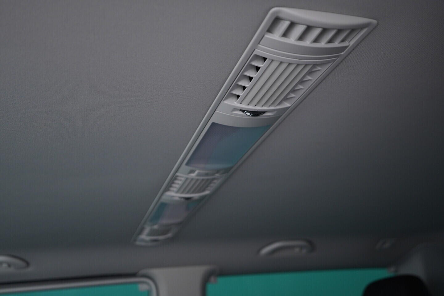 OV190K00057_38.webp_MULTIVAN  2.0 TDI 146 kW automat, DPH