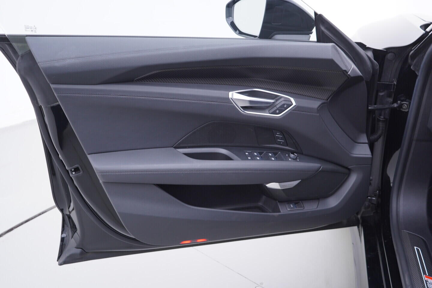 OV190K00058_19.webp_E-TRON RS   440 kW automat, DPH