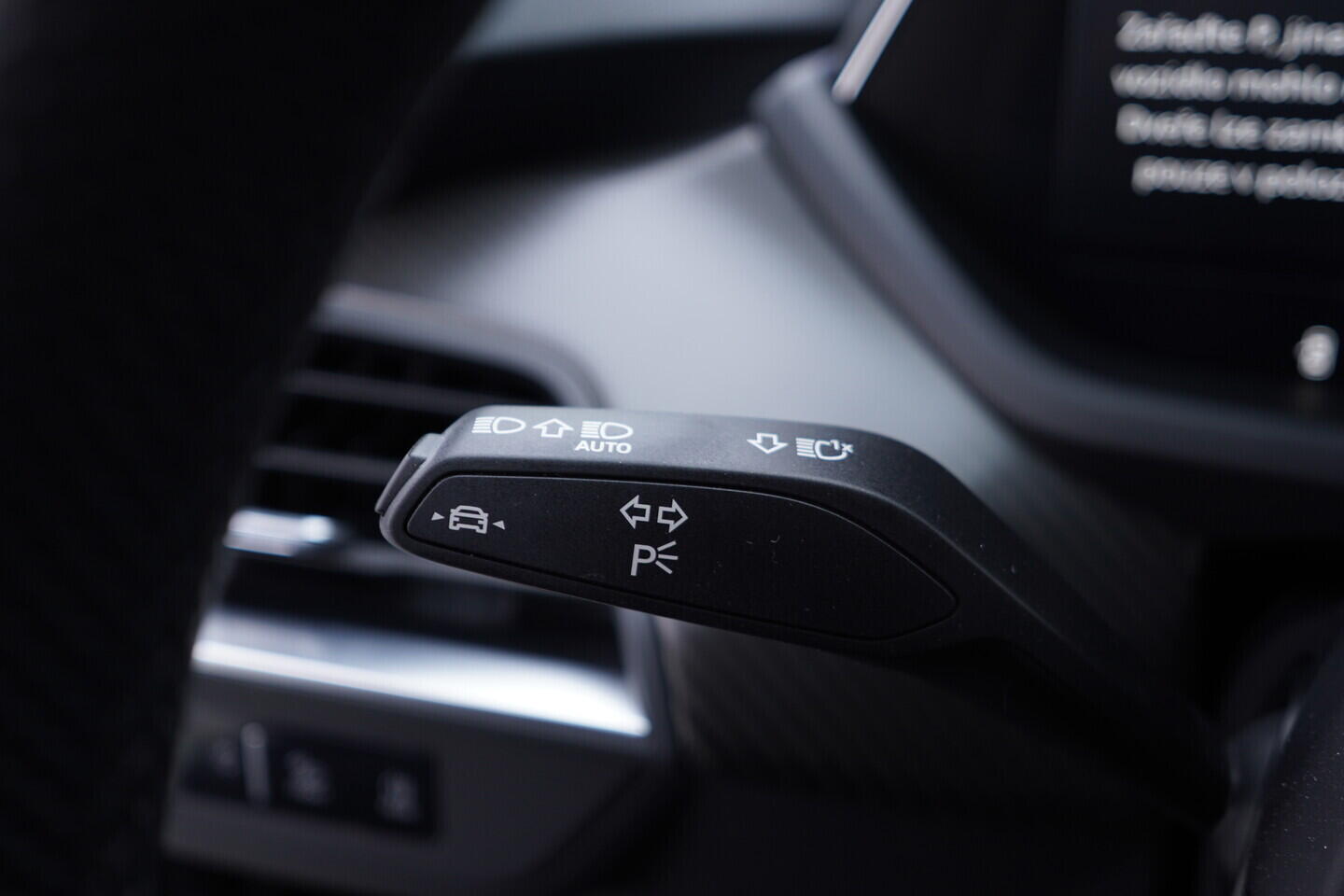 OV190K00058_29.webp_E-TRON RS   440 kW automat, DPH