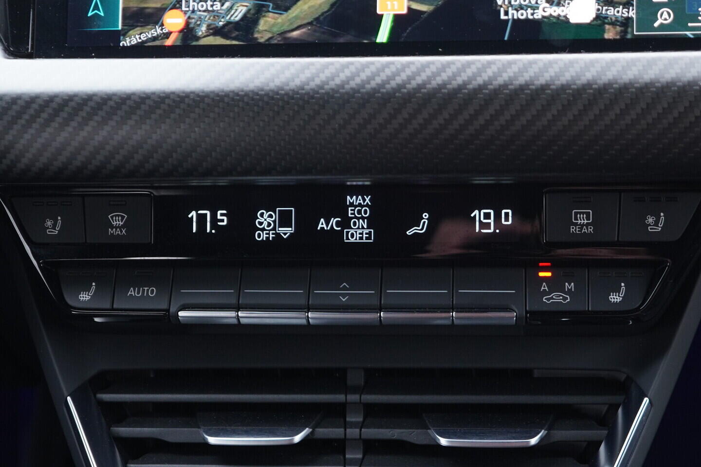 OV190K00058_38.webp_E-TRON RS   440 kW automat, DPH