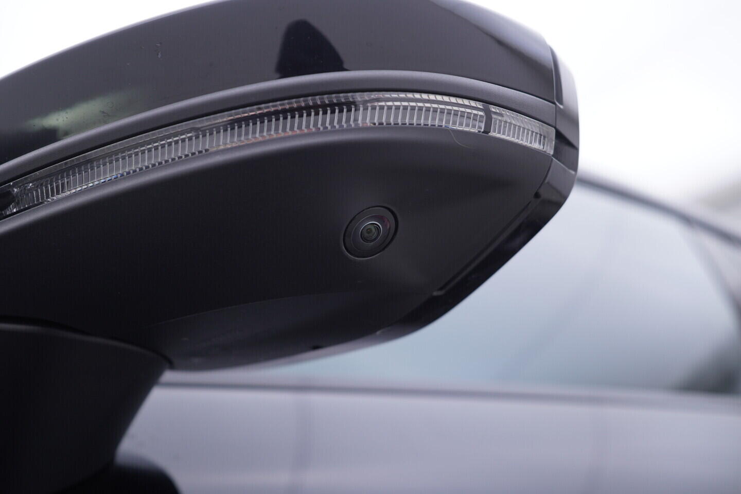 OV190K00058_48.webp_E-TRON RS   440 kW automat, DPH