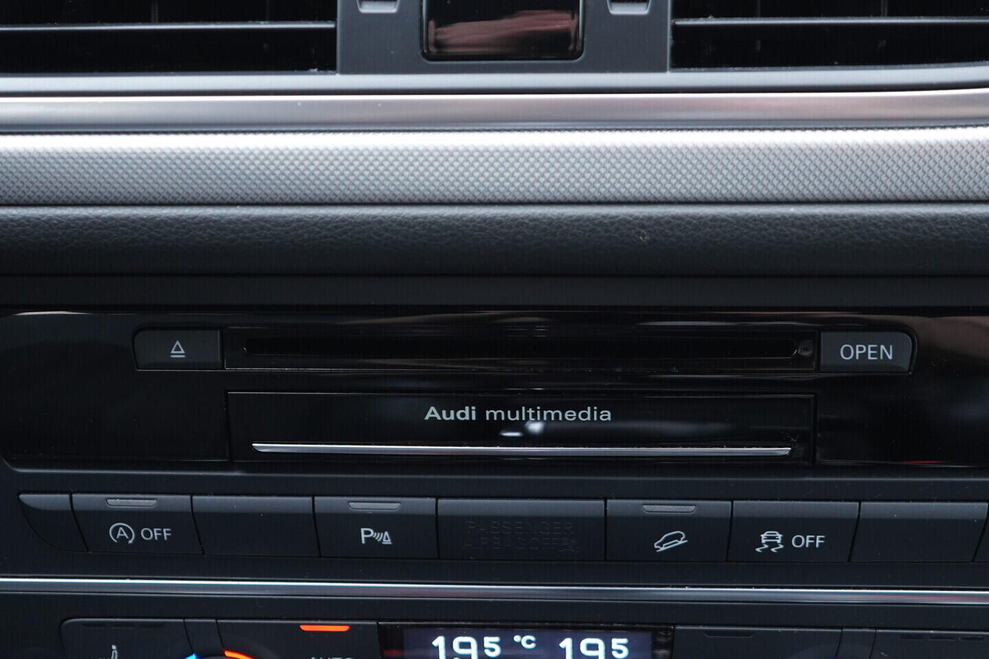 OV190K00060_38.webp_A6 ALLROAD QUATTRO  3.0 TDI 230 kW automat