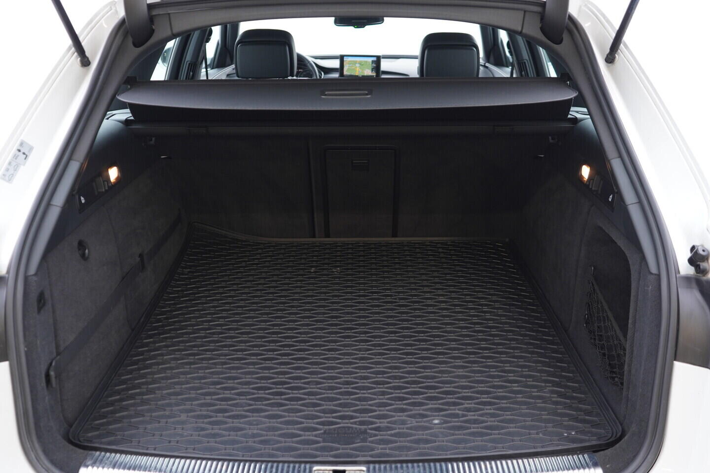 OV190K00060_46.webp_A6 ALLROAD QUATTRO  3.0 TDI 230 kW automat