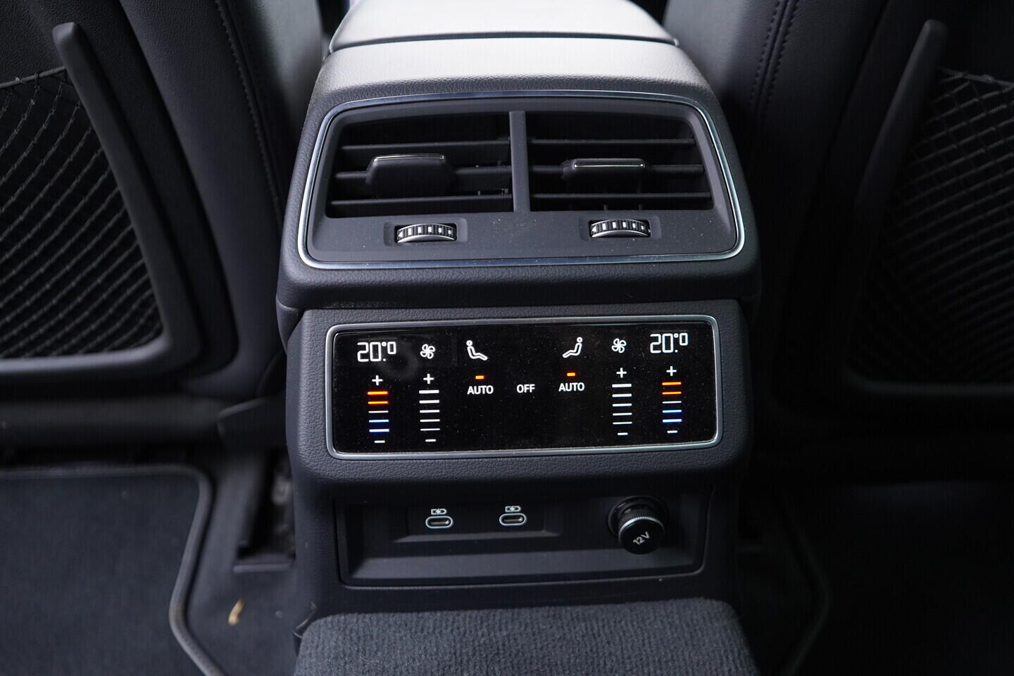 OV190K00061_40.webp_S6 S6 3.0  253 kW automat, DPH