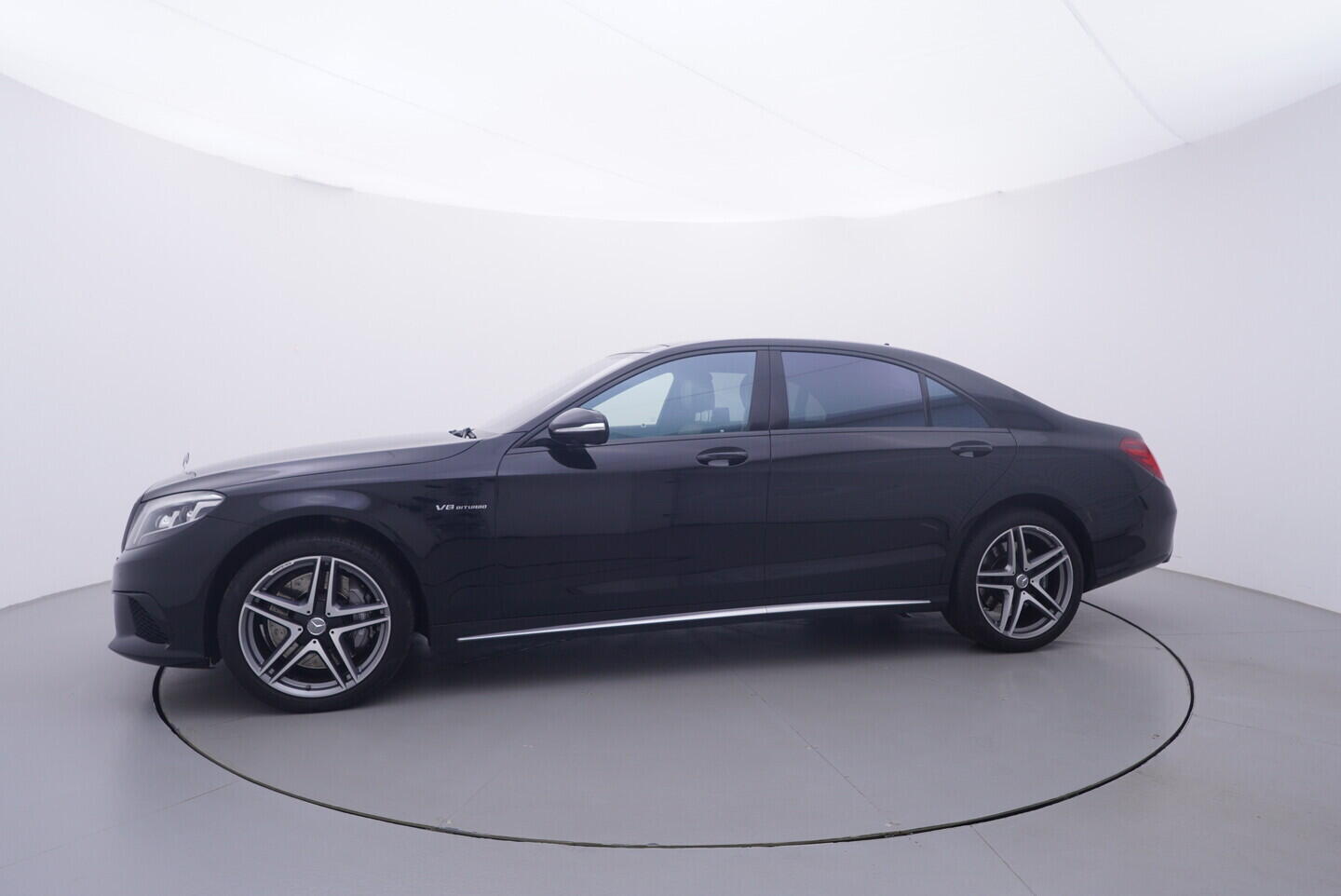 OV190K00065_11.webp_TŘÍDY S AMG 5.5 S63 430 kW automat